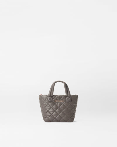 Magnet Petite Metro Tote Deluxe